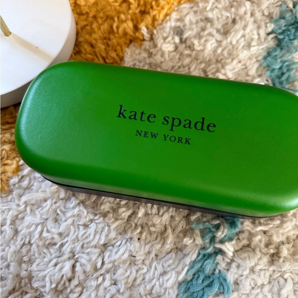 Authentic New Kate Spade New York Cat Eye Sunglasses Cream Frame Spade Detail - Picture 4 of 9